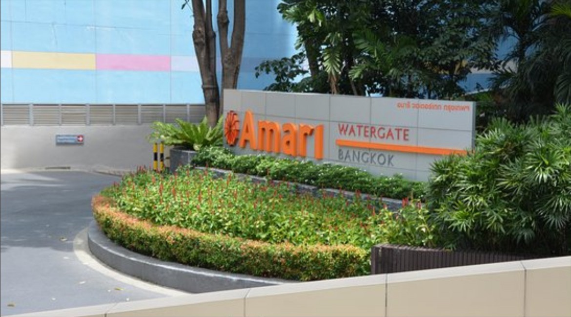 Sign Works || AMARI WATER GATE