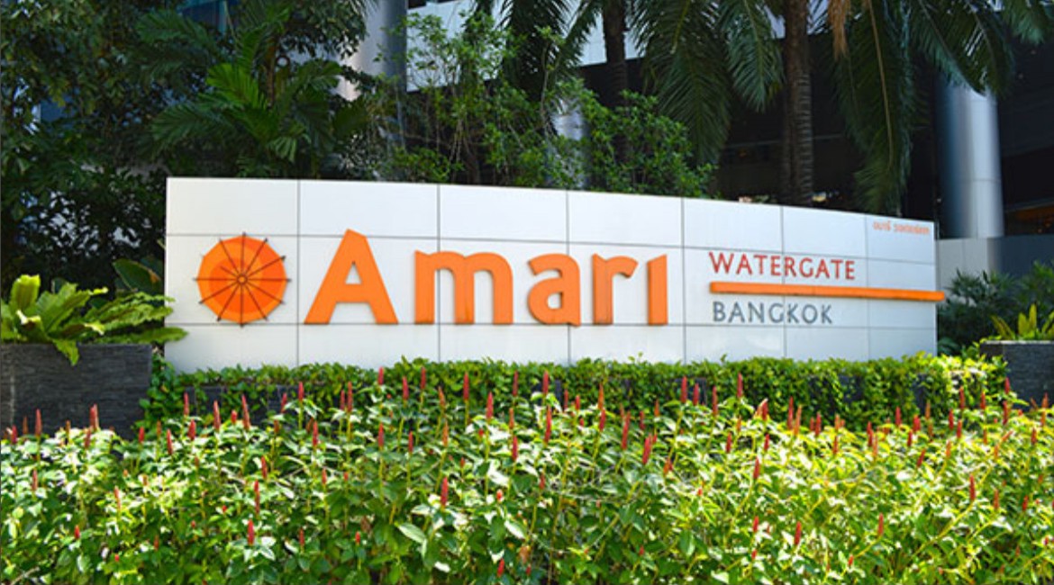 Sign Works || AMARI WATER GATE